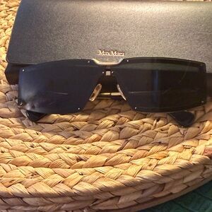 MAX MARA MM0118 Black & Gold Rectangular Sunglasses Shiny Gold and Green